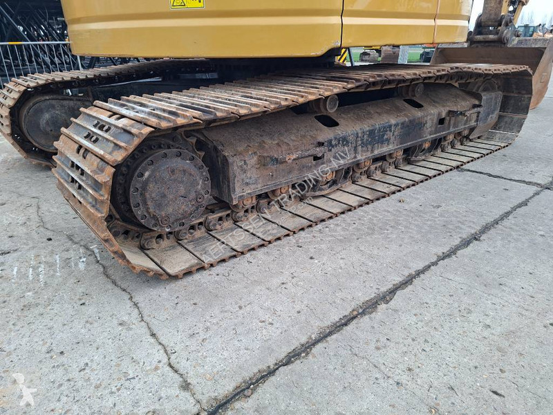 جرافة Caterpillar 325FLCR (Full Trimble 3D GPS)
