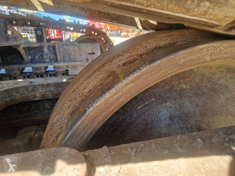 جرافة Caterpillar 374FL