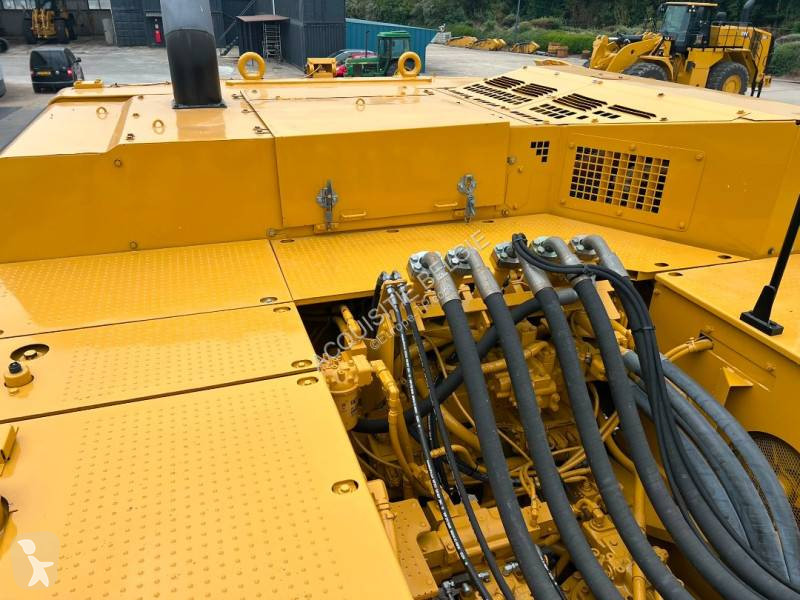 جرافة Caterpillar MH374D Material Handler