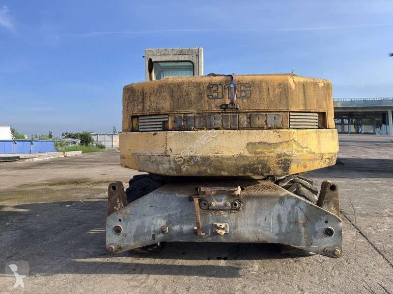 جرافة Liebherr - POUR PIECES