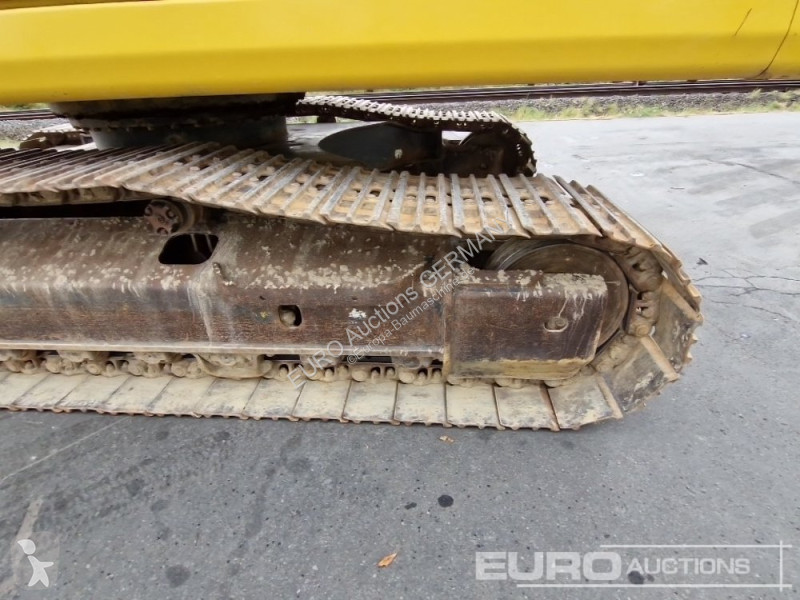 جرافة Komatsu 10