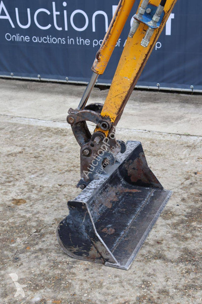 Rýpadlo JCB