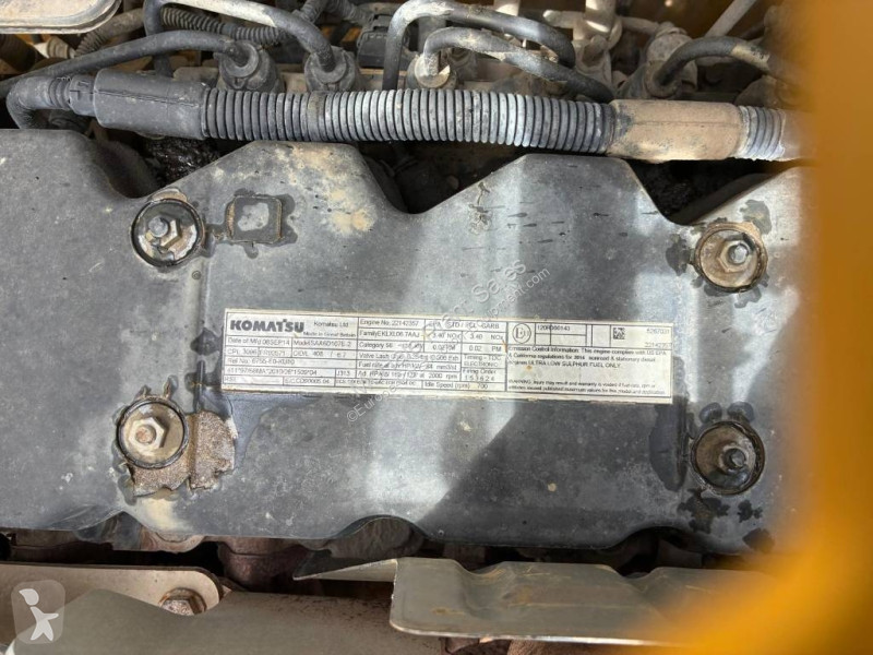 جرافة Komatsu LC10