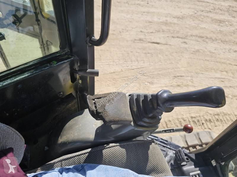 جرافة Yanmar