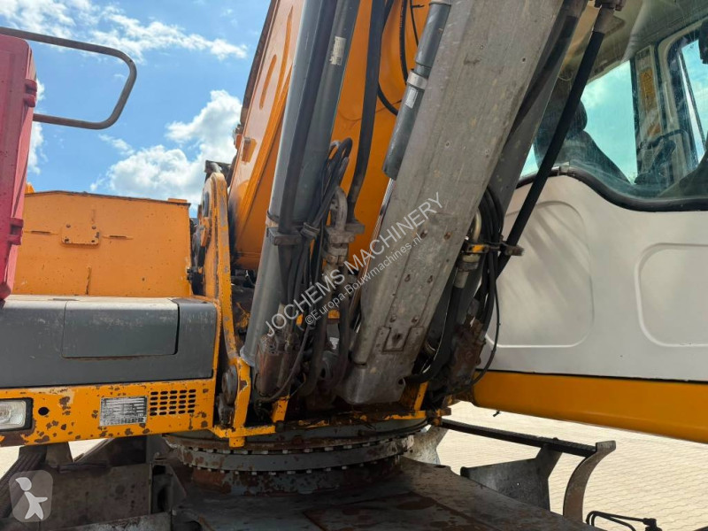 Rýpadlo Liebherr 934