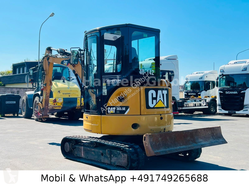 جرافة Caterpillar E...