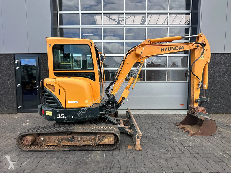جرافة Hyundai Robex 35Z-9