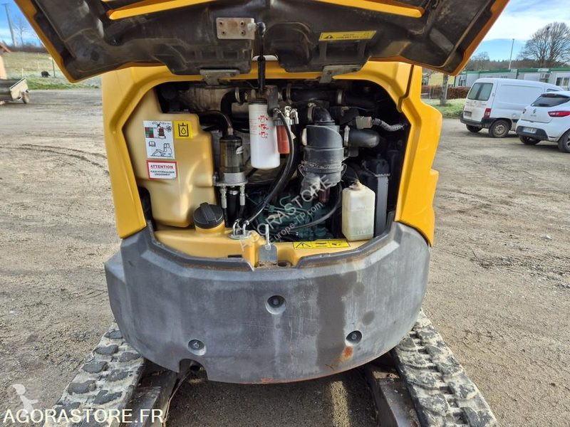 Excavator Volvo ECR25D