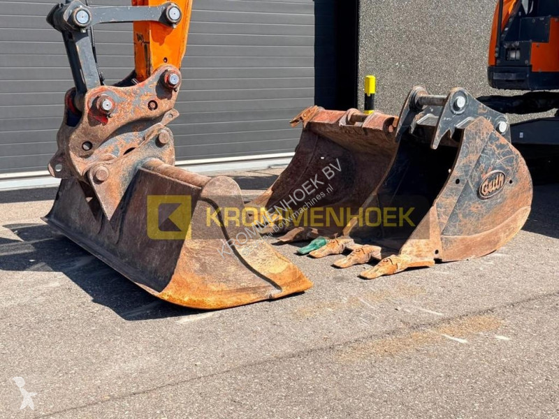 Lopatový nakládač Doosan LCR5