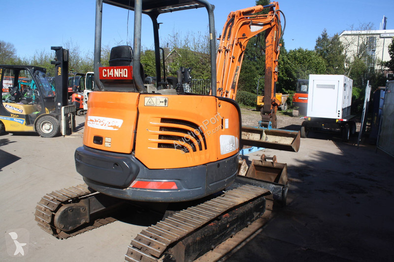Rýpadlo Doosan 35Z