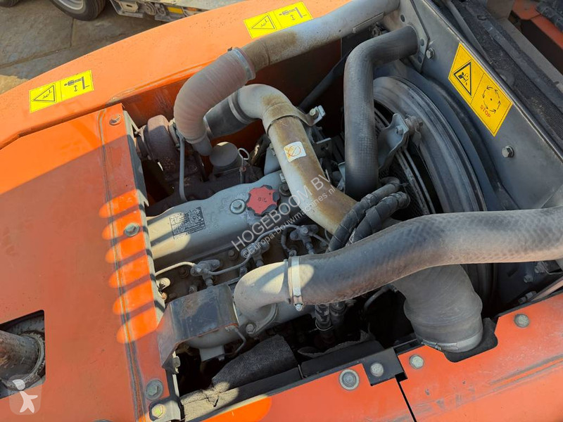 جرافة Hitachi