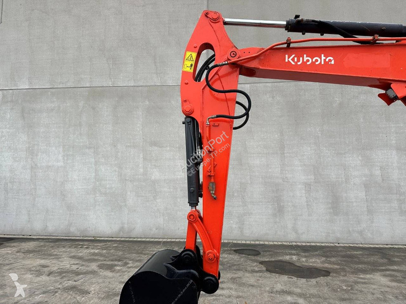 Pelle Kubota KX165-5