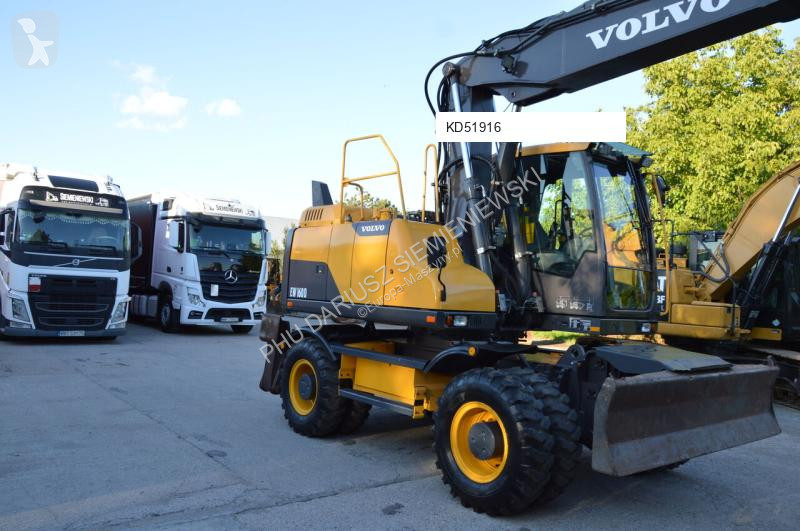Lopatový nakládač Volvo