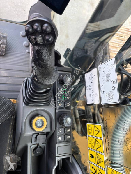 Escavatore Caterpillar 320