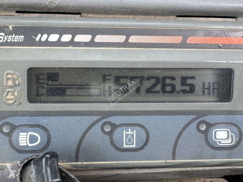 Lopatový nakládač Kubota 0803