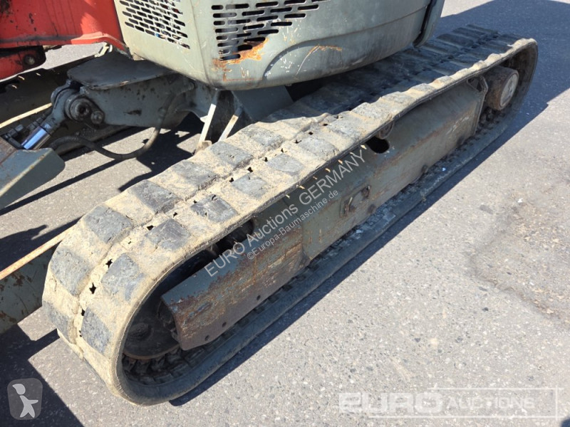 جرافة Yanmar ViO25-4