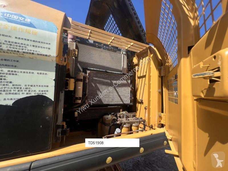 جرافة Caterpillar 2L