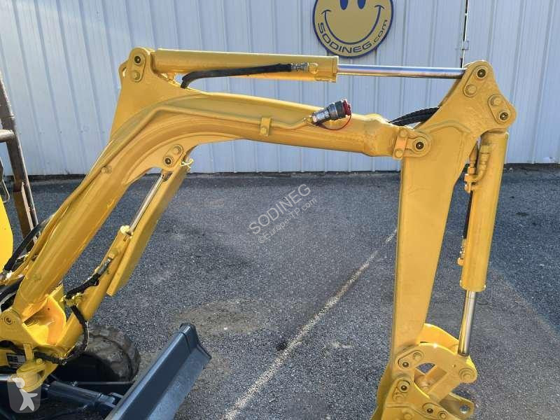 جرافة Komatsu  PC09-1