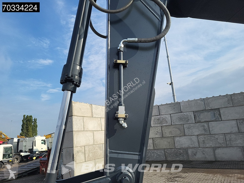Lopatový nakládač Hyundai R210