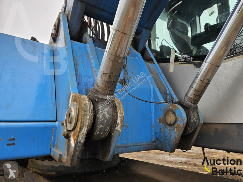 Excavator Terex