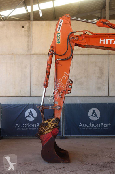 Excavator Hitachi ZAXIS 225USLC-5B