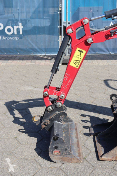 Excavator Yanmar SV08-1C