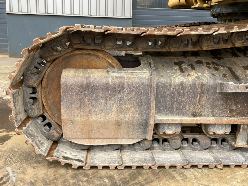 Excavator Caterpillar 07A