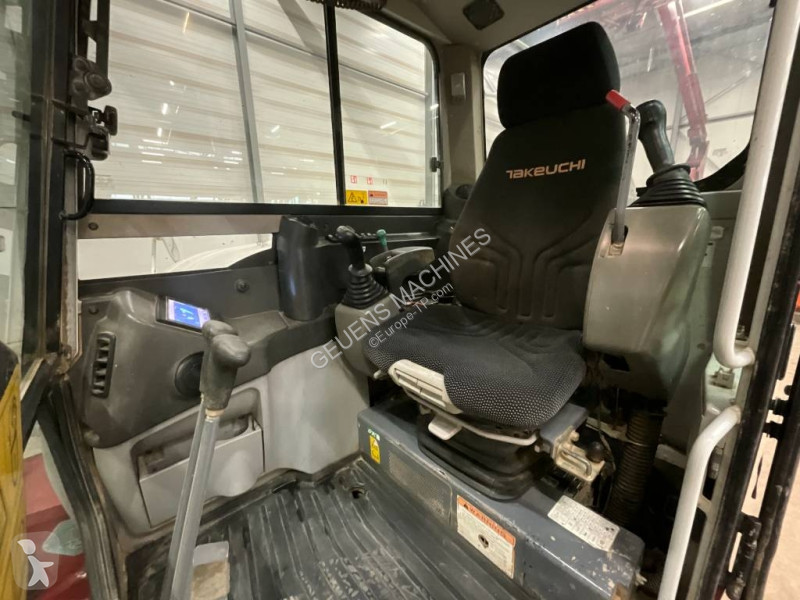Экскаватор Takeuchi