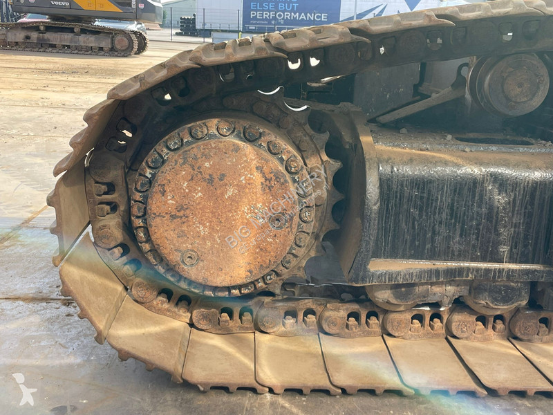 Excavadora Caterpillar
