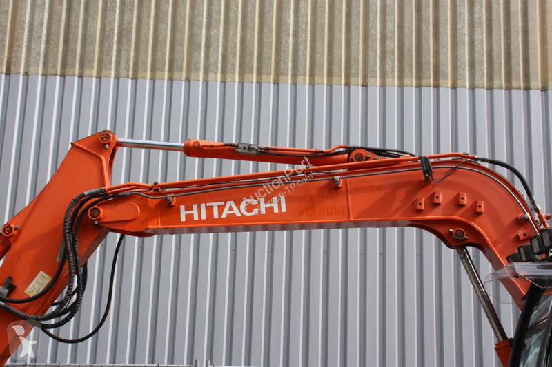 Excavadora Hitachi