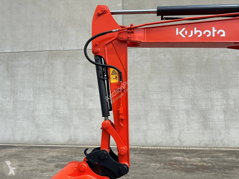 Excavadora Kubota KX155-3SZ