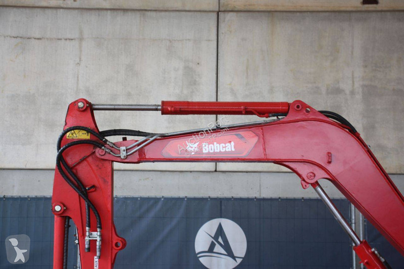 Excavadora Bobcat Z