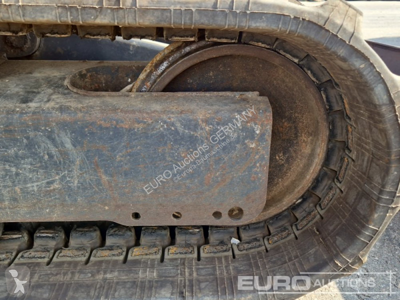 Багер Kubota U274