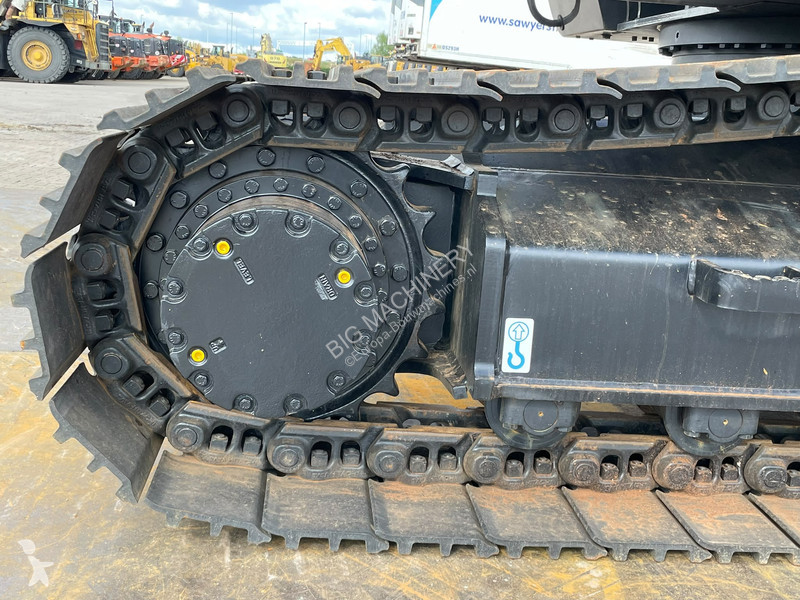 Pelle Hitachi ZX220LC-5G