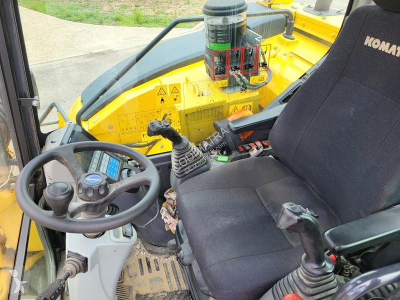 Pelle Komatsu MR-11