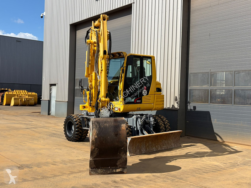 Pelle Takeuchi TB295W-1