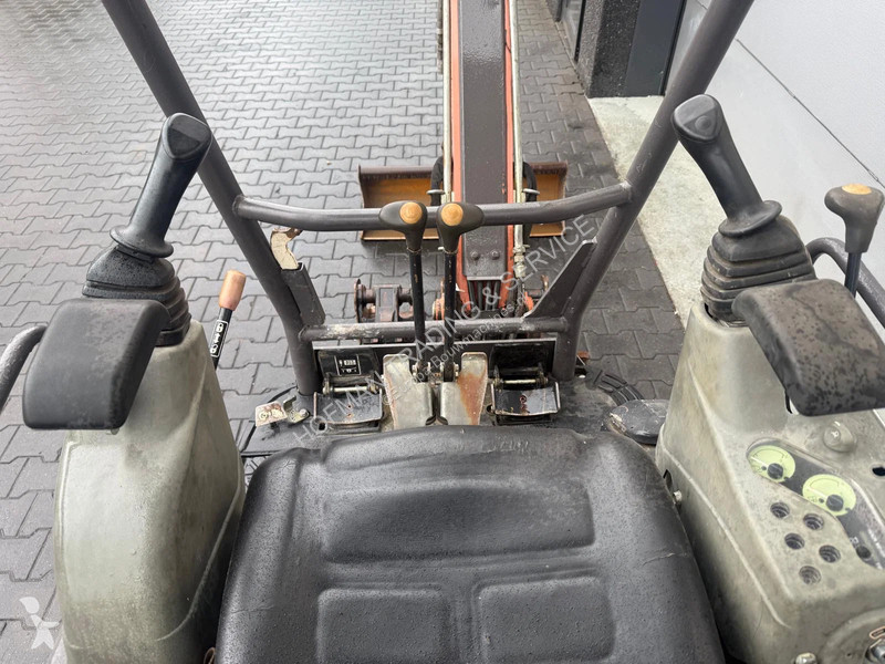 Багер Yanmar Vio17