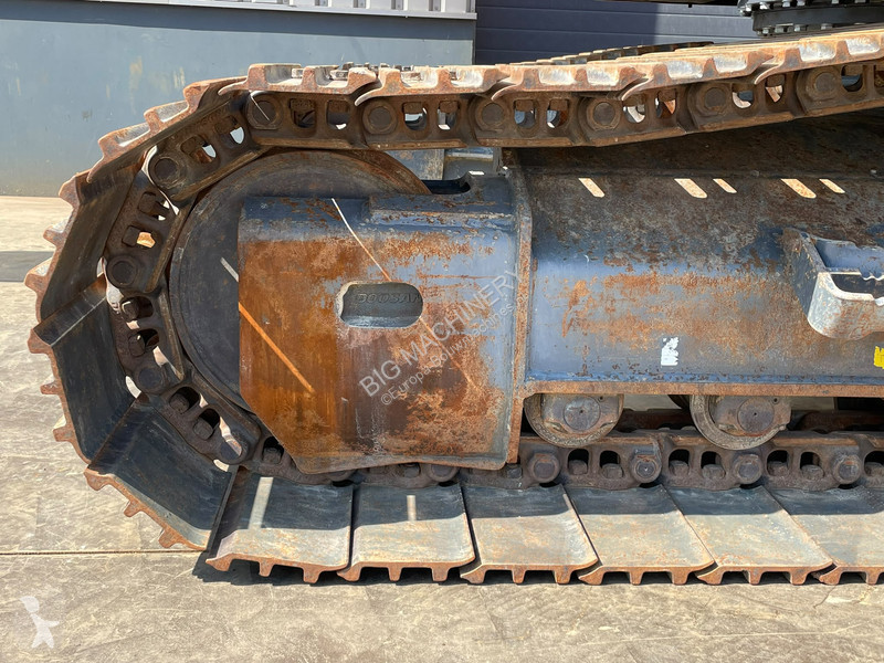Excavadora Doosan 5