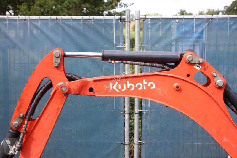Багер Kubota KX018-4