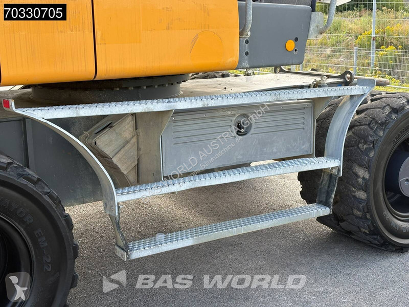 Багер Liebherr A920