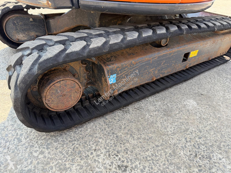 Excavadora Hitachi ZX33U-5 .
