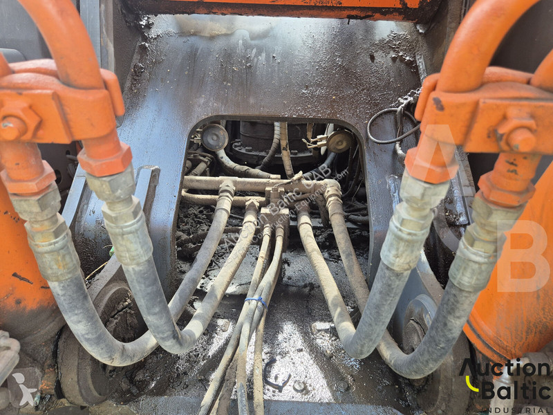 Багер Hitachi 250LC