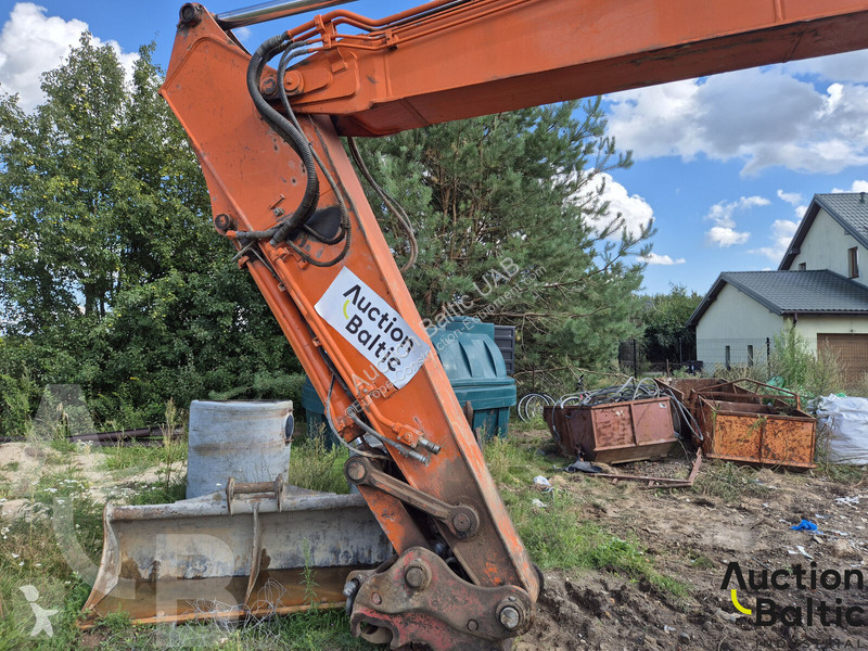 Багер Hitachi 225UsLC-3
