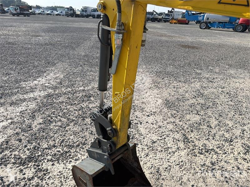 Екскаватор Wacker Neuson E