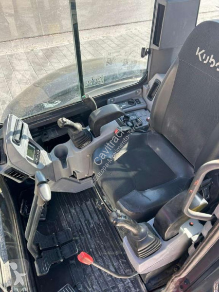Екскаватор Kubota