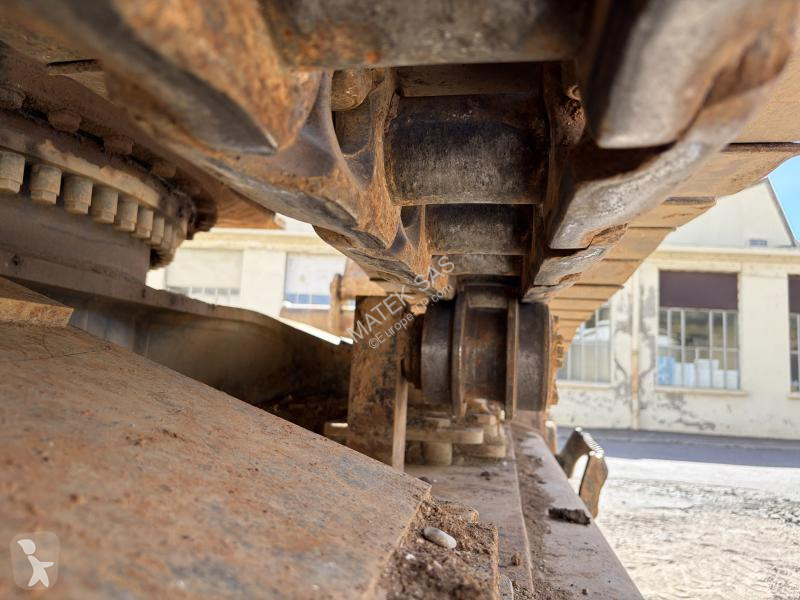 Escavadora Caterpillar