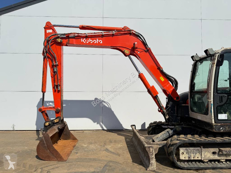 Graafmachine Kubota - Quick Coupler / Hammer Lines