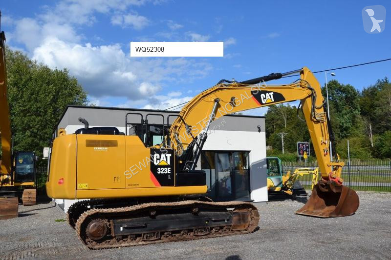 Escavadora Caterpillar 323E