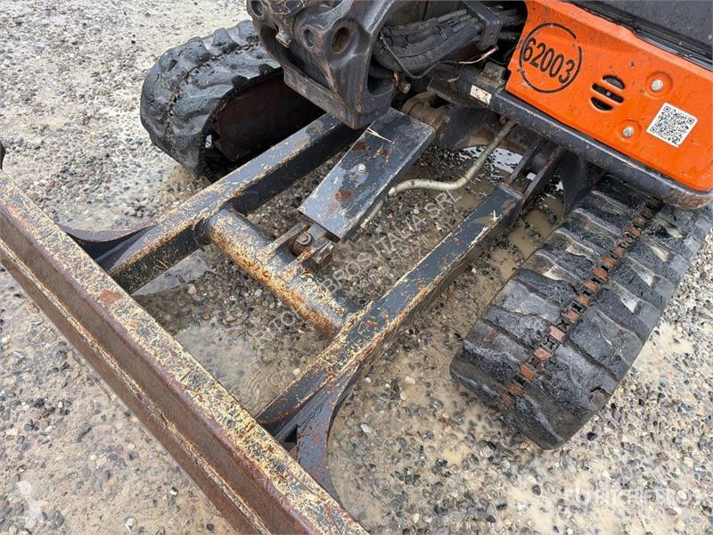 Escavadora Hitachi ZX33U-6 Mini Excavator