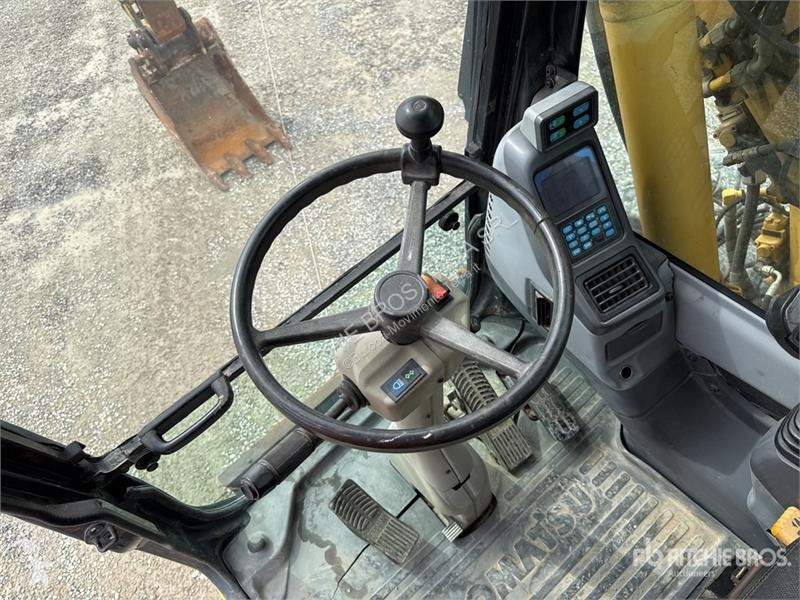 Escavadora Komatsu Wheel Excavator